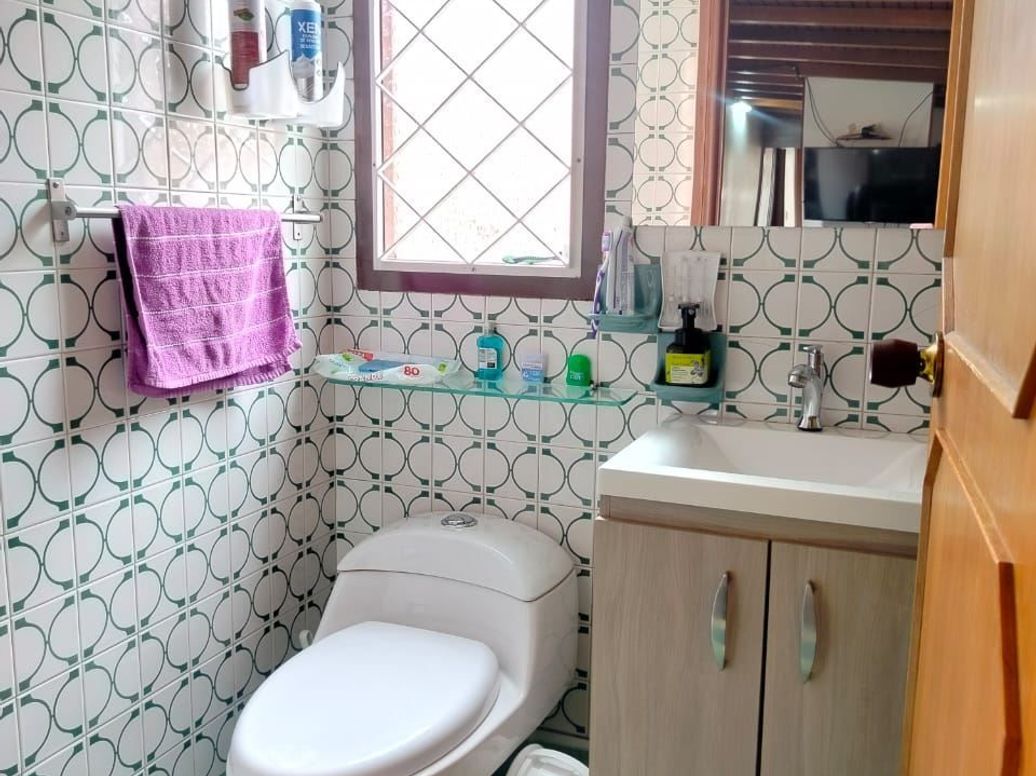 Casa de 6 alcobas en venta en Santa Bibiana, Bogotá, 612 m² · foto 9 de 20