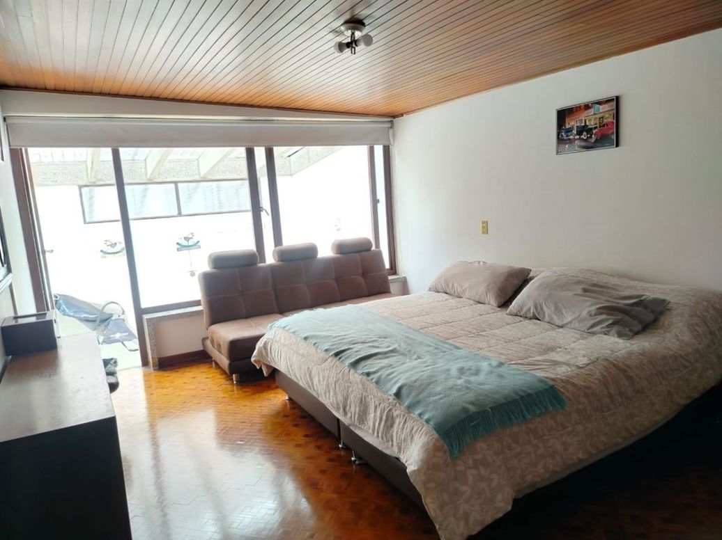 Casa de 6 alcobas en venta en Santa Bibiana, Bogotá, 612 m² · foto 18 de 20