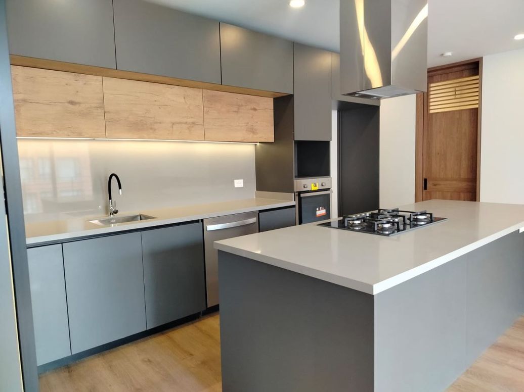 Apartamento de 3 alcobas en venta en San Patricio, Bogotá, 150 m² · foto 2 de 20