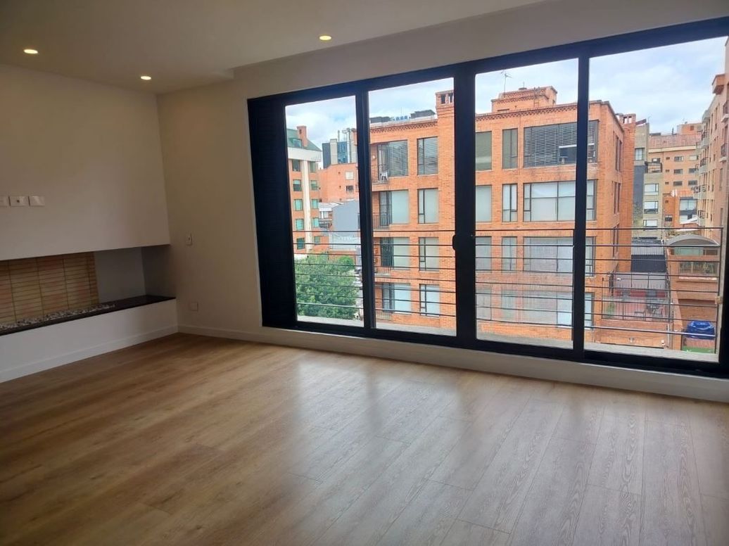 Apartamento de 3 alcobas en venta en San Patricio, Bogotá, 150 m² · foto 3 de 20