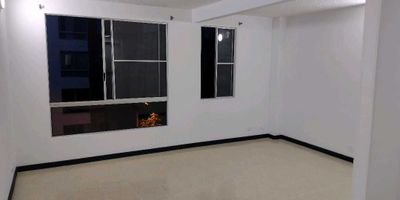 Â¡Viva con estilo y comodidad en el sector de Valle del Lili, barrio Calicanto!Venta de apartamento de 57 MÂ² Piso 4, acceso por escaleras Conjunto Residencial Calicanto  DistribuciÃ³n del apartamento: Ãrea construida: 57 mÂ²2 habitaciones (principal con baÃ±o privado)EstudioCocina integral 2 baÃ±os completos Zona de oficios La unidad cuenta con: Piscina adultos y niÃ±osSenderos peatonalesSalÃ³n socialZona de juegosSeguridad privada 24 horas Circuito cerrado de Tv Parqueadero comunitario Parqueadero visitantes  Â¡Una oportunidad Ãºnica para vivir con confort, con buenas vÃ­as de acceso y excelente ubicaciÃ³n! ContÃ¡ctenos hoy mismo y agende su visita. 