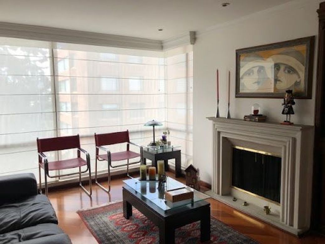 Apartamento de 3 alcobas en venta en Chico, Bogotá, 292 m² · foto 6 de 20