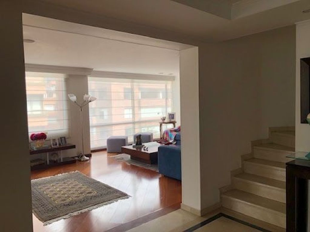 Apartamento de 3 alcobas en venta en Chico, Bogotá, 292 m² · foto 8 de 20