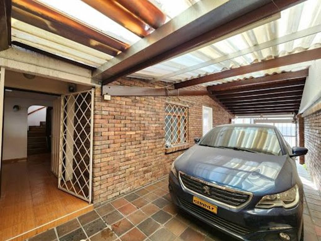 Casa de 5 alcobas en venta en Alhambra, Bogotá, 235 m² · foto 4 de 20
