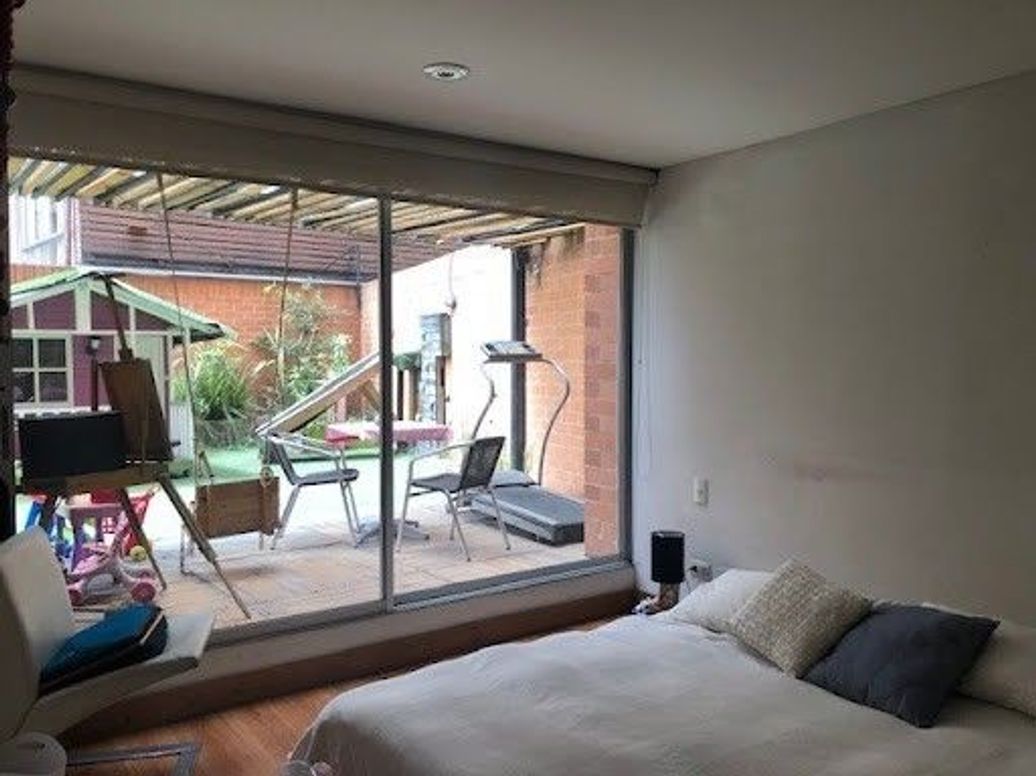 Apartamento de 3 alcobas en venta en El Refugio, Bogotá, 124 m² · foto 8 de 18