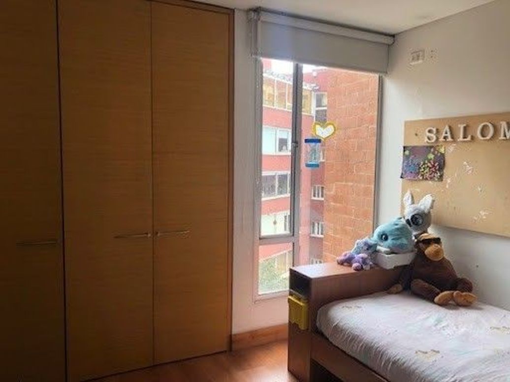 Apartamento de 3 alcobas en venta en El Refugio, Bogotá, 124 m² · foto 9 de 18