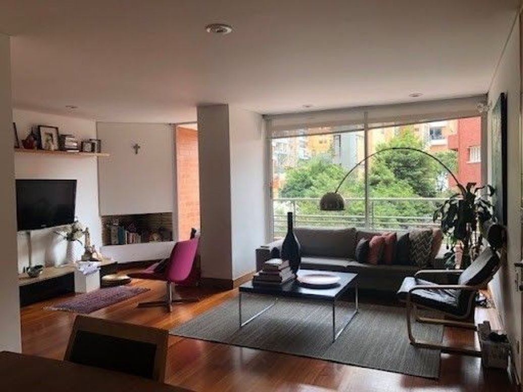 Apartamento de 3 alcobas en venta en El Refugio, Bogotá, 124 m² · foto 15 de 18