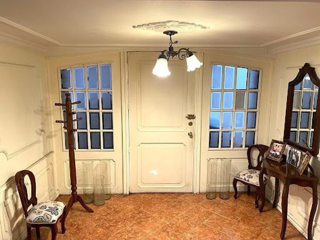 Casa de 4 alcobas en venta en Niza, Bogotá, 325 m² · foto 2 de 20