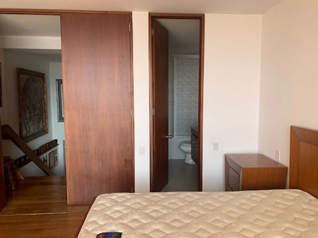 Apartamento de 1 alcoba en venta en Los Rosales, Bogotá, 84 m² · foto 16 de 20