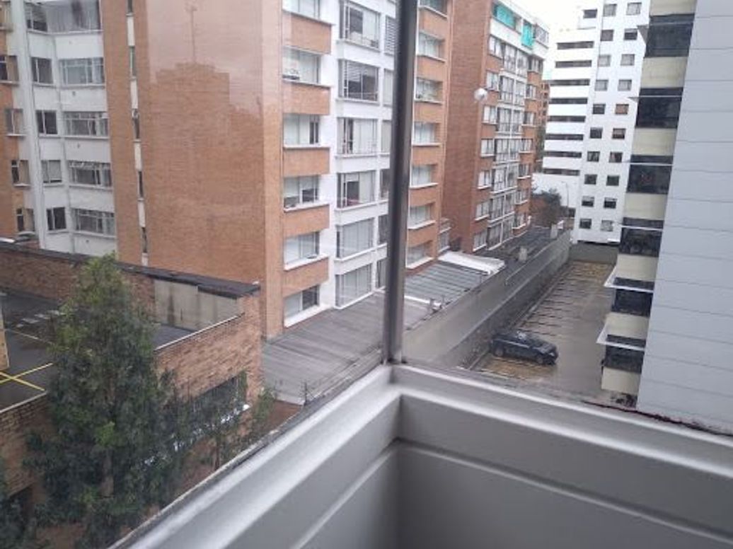 Apartamento de 3 alcobas en venta en Chico, Bogotá, 106 m² · foto 4 de 16