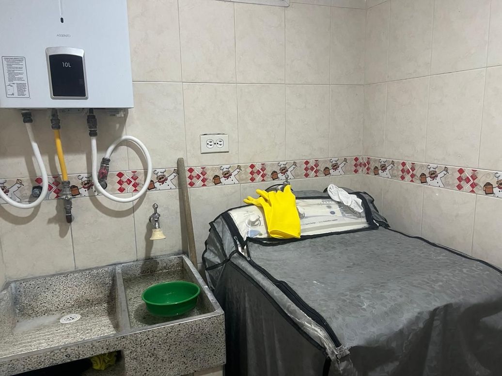 Casa de 6 alcobas en venta en Villa Dorado Norte, Bogotá, 507 m² · foto 9 de 20
