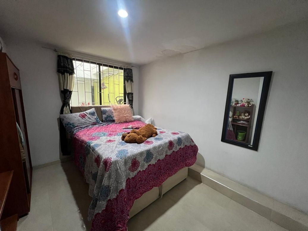 Casa de 6 alcobas en venta en Villa Dorado Norte, Bogotá, 507 m² · foto 14 de 20