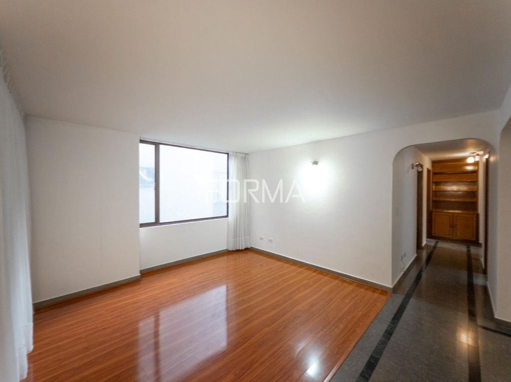 Apartamento de 3 alcobas en venta en Molinos Norte, Bogotá, 114 m² · foto 2 de 20