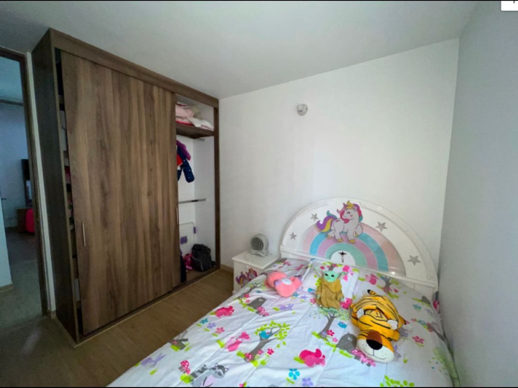 Apartamento de 3 alcobas en venta en Ub. Arboral, Bogotá, 77 m² · foto 18 de 20