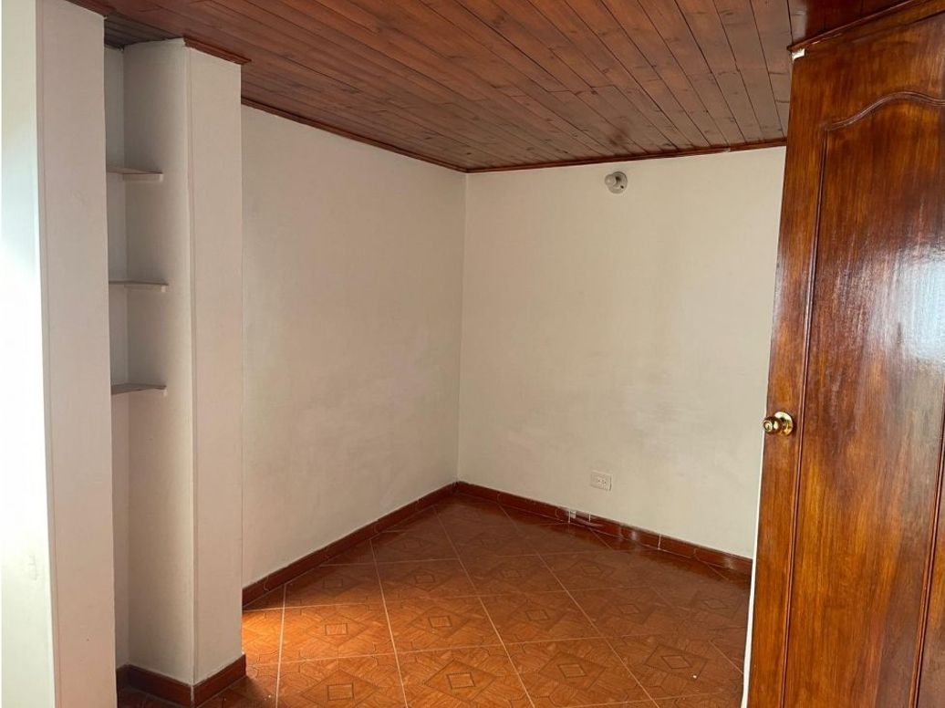 Apartamento de 3 alcobas en venta en Normandía, Bogotá, 77 m² · foto 9 de 11