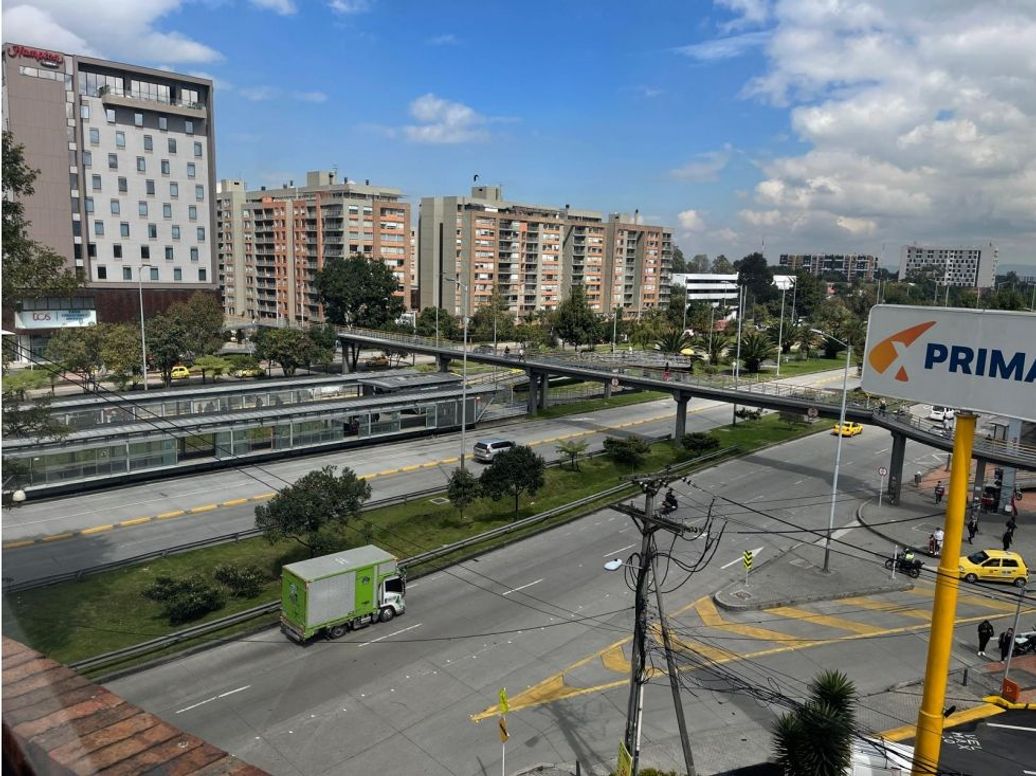Apartamento de 3 alcobas en venta en Normandía, Bogotá, 77 m² · foto 5 de 11