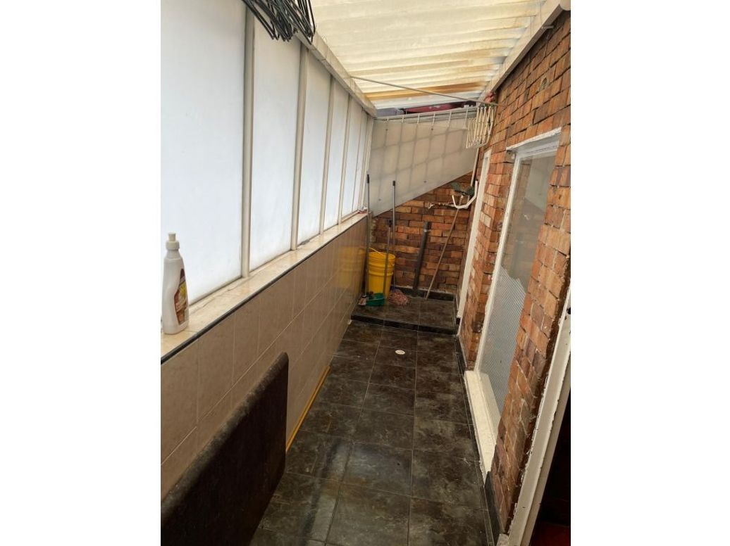 Apartamento de 3 alcobas en venta en Normandía, Bogotá, 77 m² · foto 3 de 11