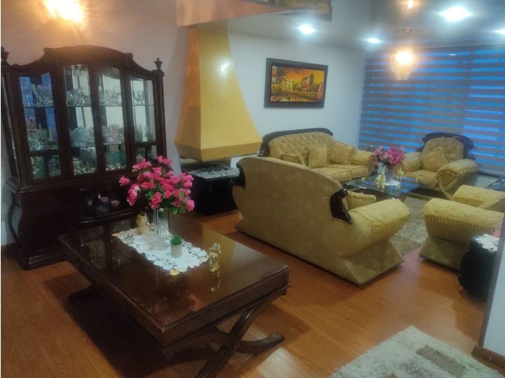 Casa de 5 alcobas en venta en Modelia, Bogotá, 351 m² · foto 13 de 20