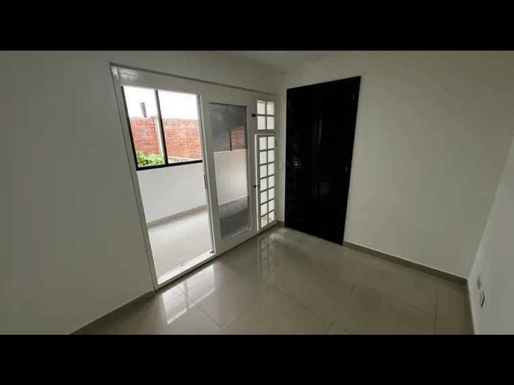 Casa de 4 alcobas en venta en El Contador, Bogotá, 434 m² · foto 4 de 11