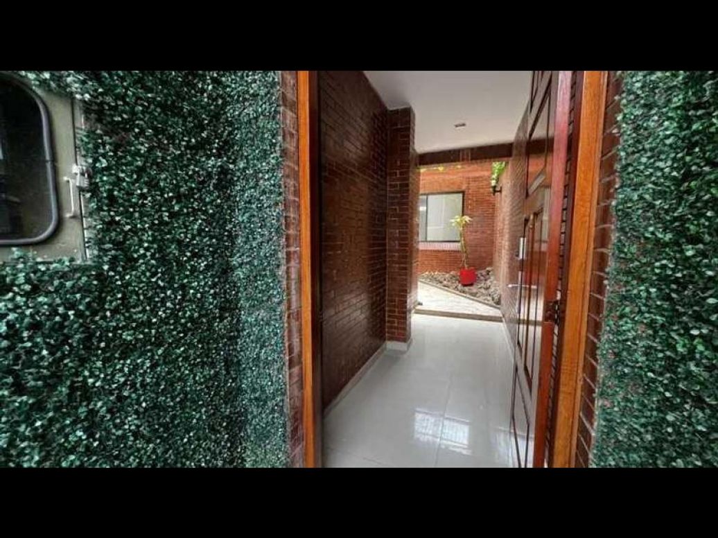 Casa de 4 alcobas en venta en El Contador, Bogotá, 434 m² · foto 10 de 11