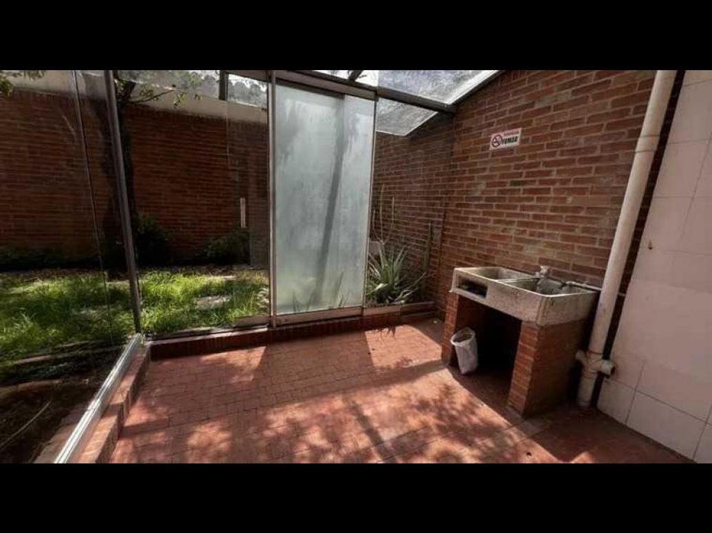 Casa de 4 alcobas en venta en El Contador, Bogotá, 434 m² · foto 9 de 11