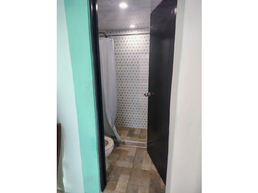 Casa de 10 alcobas en venta en San José, Bogotá, 72 m² · foto 7 de 20