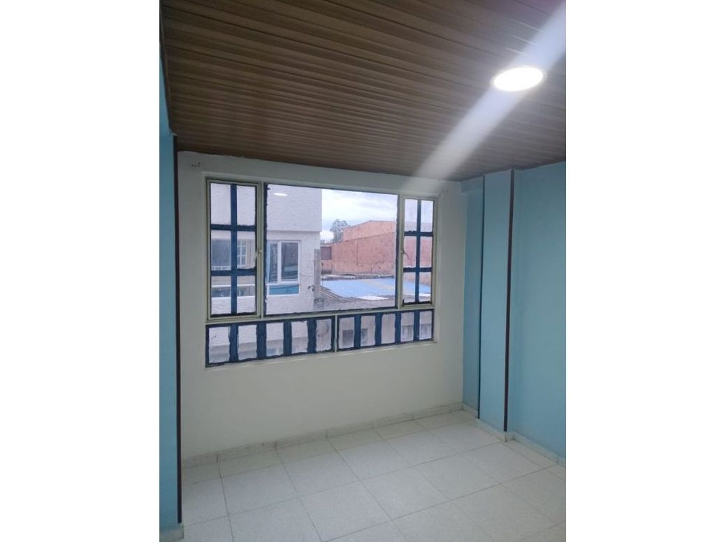 Casa de 10 alcobas en venta en San José, Bogotá, 72 m² · foto 6 de 20