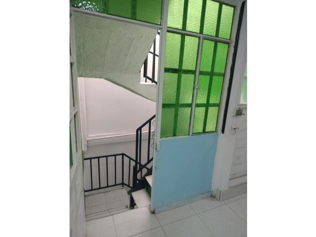 Casa de 10 alcobas en venta en San José, Bogotá, 72 m² · foto 11 de 20