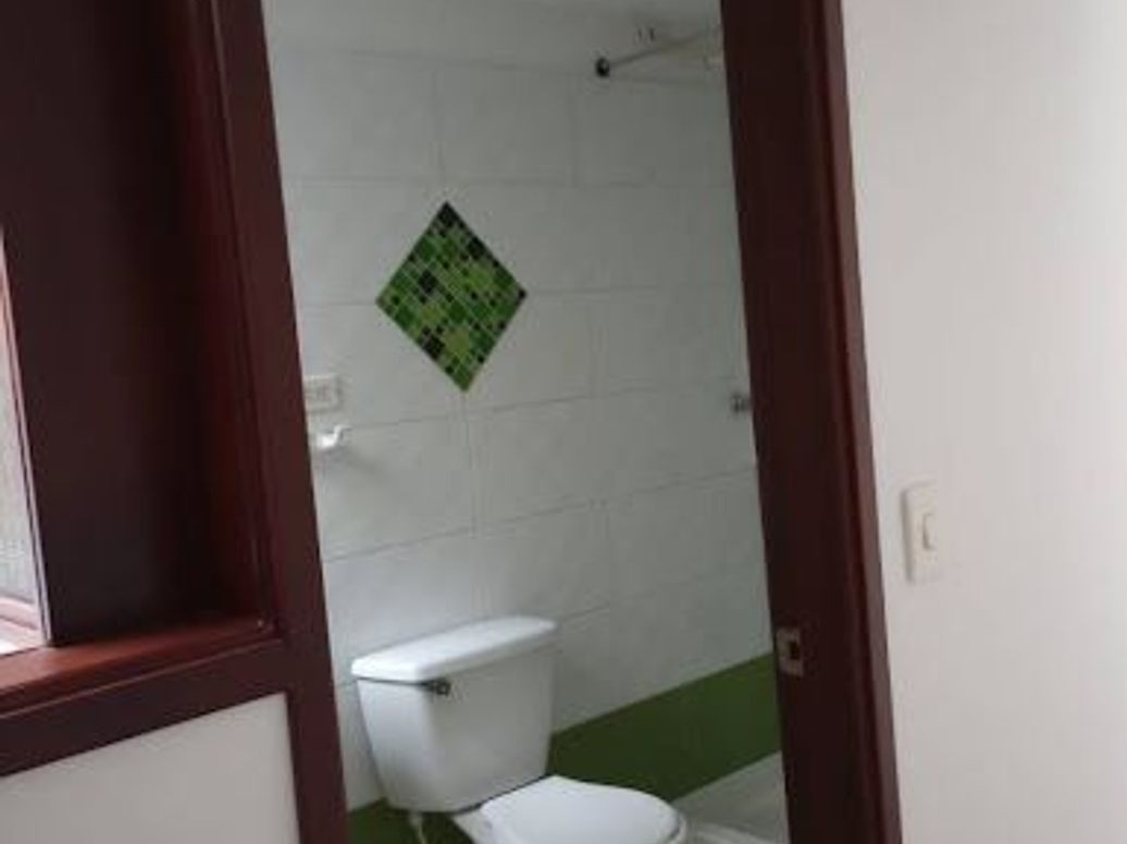 Apartamento de 3 alcobas en venta en Ciudad Kennedy Central, Bogotá, 76 m² · foto 13 de 16