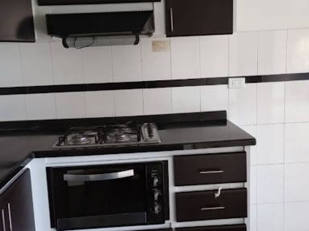 Apartamento de 3 alcobas en venta en Ciudad Kennedy Central, Bogotá, 76 m² · foto 16 de 16