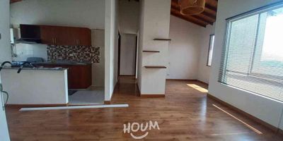 [VEN] ID HOUM: 160011

En Houm te ayudamos de forma fácil y segura. Los beneficios de comprar con nosotros:
    • Te ayudamos a conseguir financiamiento a través de una asesoría personalizada
    • Mediación y seguimiento de todo el proceso
    • Ponemos a tu disposición profesionales en notariado, registro y asesoría jurídica
¡Solo te preocupas de las firmas!

Departamento en venta, ubicado en el barrio Ciudad Jardín, con una superficie construida de 60.00 m² y superficie total de 55.00 m². 

Sus principales características son:

    • 2 dormitorios
    • 2 baños
    • Admite mascotas
            
Además, el inmueble cuenta con las siguientes amenidades:

    • Salón de eventos
    • Zona de juegos
    • Zona de asadores

Si compras con nosotros, te brindamos asesoría personalizada durante todo el proceso.
Más que una inmobiliaria, somos Houm.
*Aplican T&C