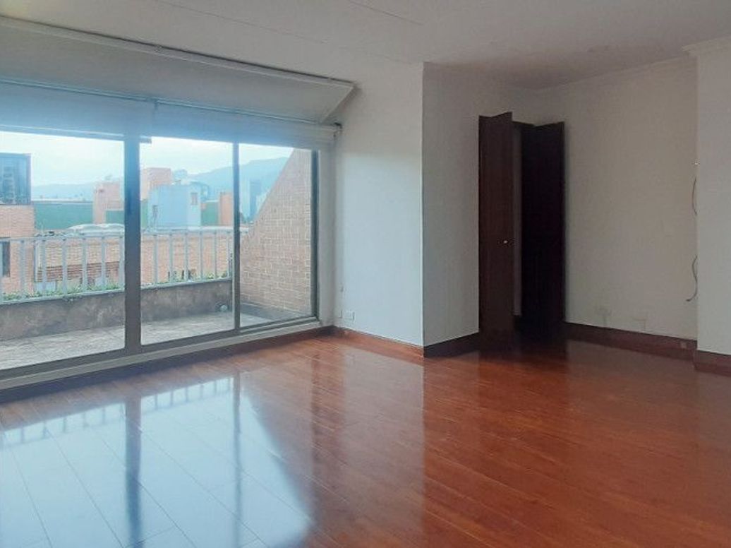 Apartamento de 3 alcobas en venta en Escuela De Infantería, Bogotá, 170 m² · foto 10 de 18