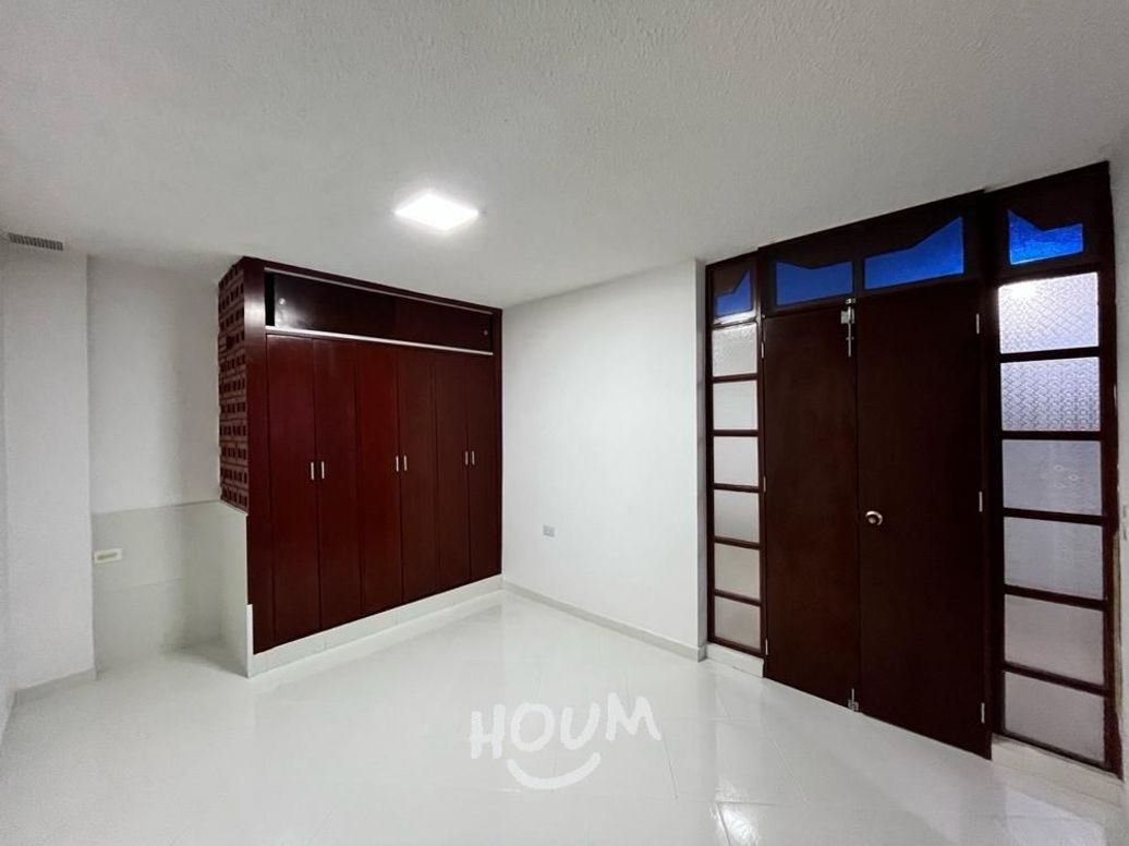 Casa de 6 alcobas en venta en Rincon Santo, Bogotá, 231 m² · foto 11 de 20