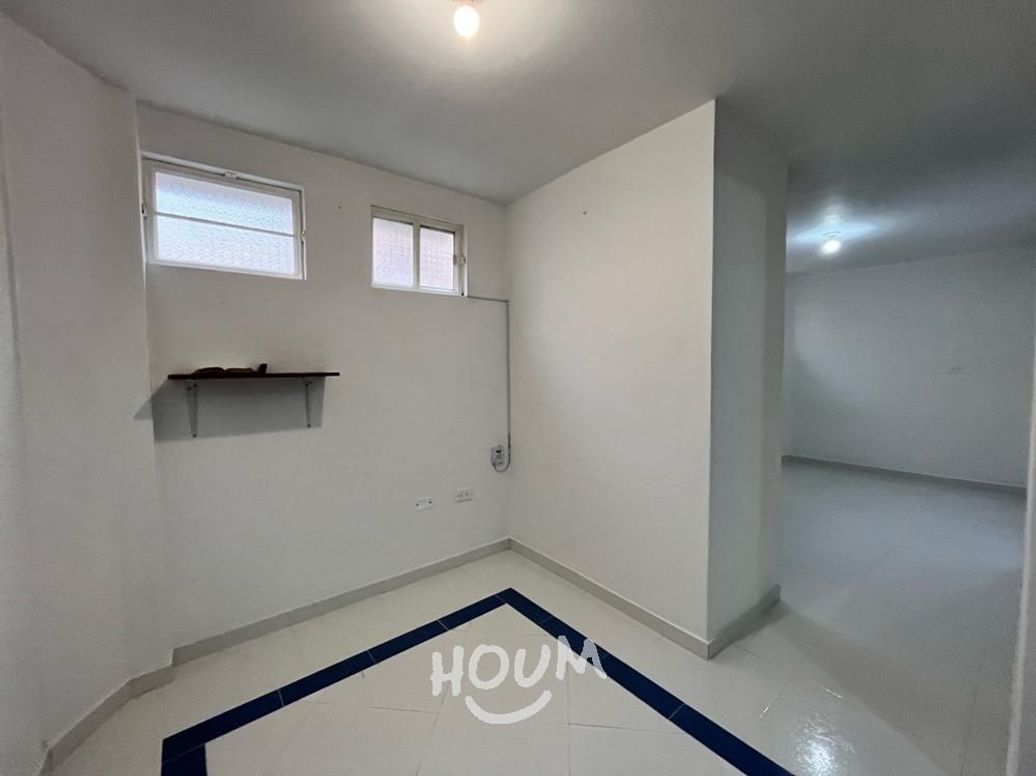 Casa de 6 alcobas en venta en Rincon Santo, Bogotá, 231 m² · foto 18 de 20