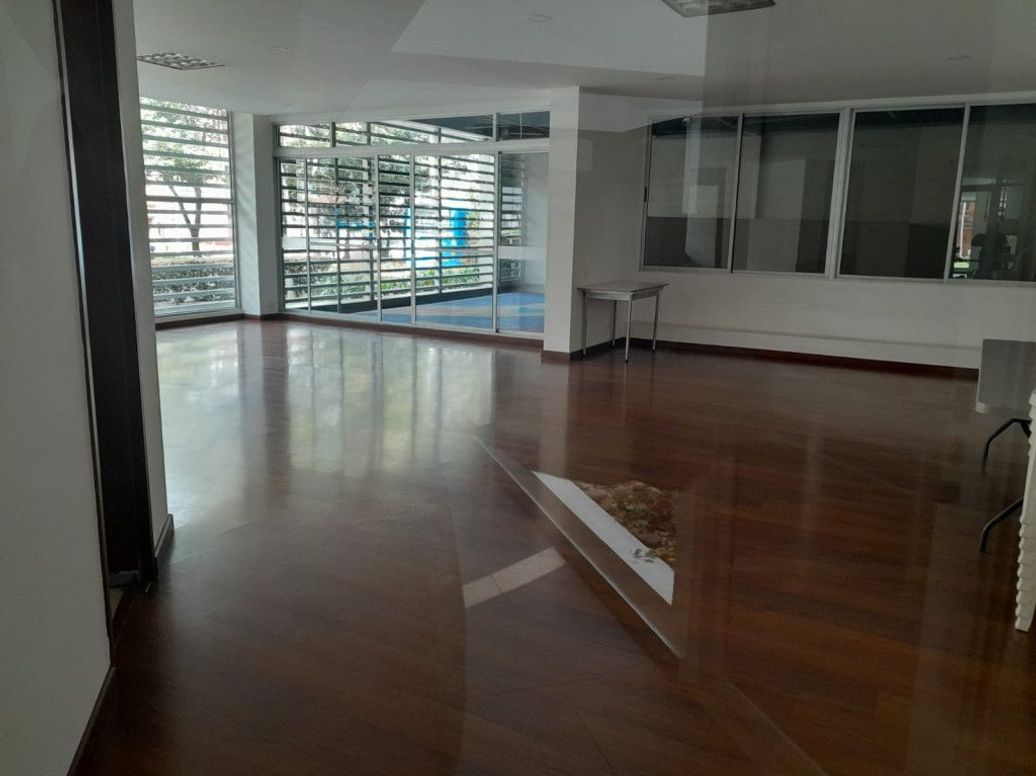 Apartamento de 4 alcobas en venta en Molinos Norte, Bogotá, 138 m² · foto 3 de 20