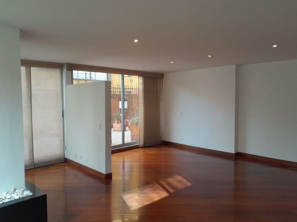 Apartamento de 4 alcobas en venta en Molinos Norte, Bogotá, 138 m² · foto 10 de 20