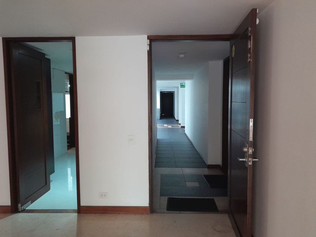 Apartamento de 4 alcobas en venta en Molinos Norte, Bogotá, 138 m² · foto 7 de 20