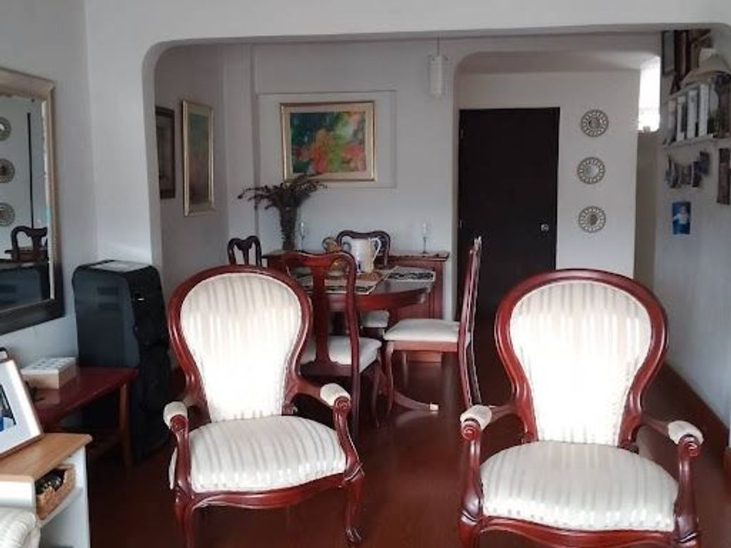 Casa de 11 alcobas en venta en Colón, Bogotá, 504 m² · foto 3 de 20