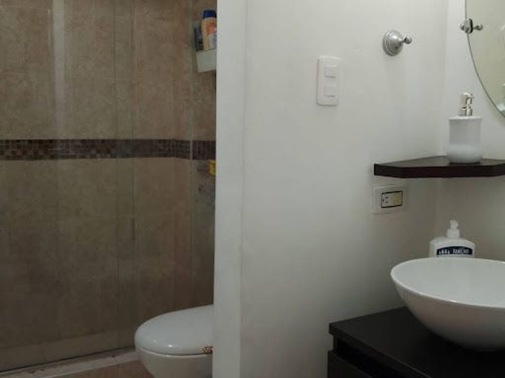 Casa de 11 alcobas en venta en Colón, Bogotá, 504 m² · foto 17 de 20