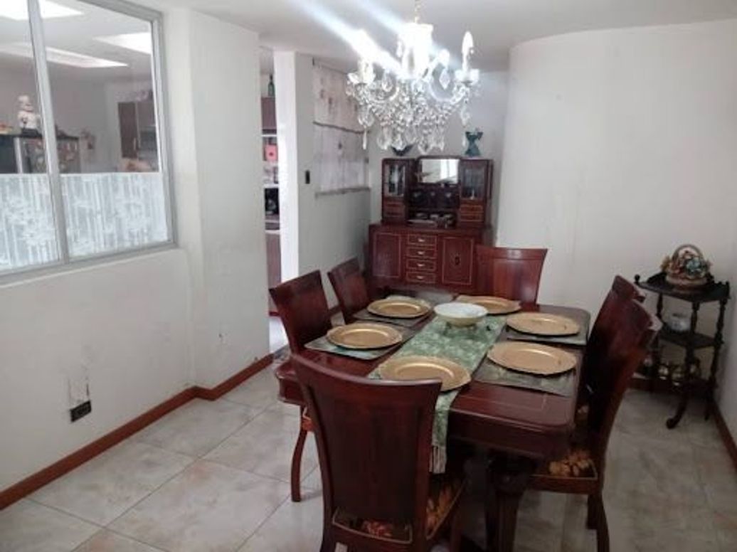 Casa de 4 alcobas en venta en La Soledad, Bogotá, 300 m² · foto 10 de 20