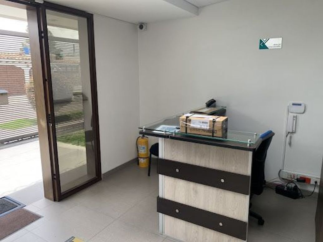 Casa de 1 alcoba en venta en Tierra Linda, Bogotá, 388 m² · foto 2 de 16