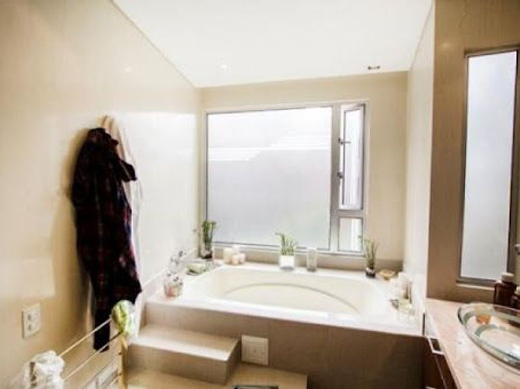 Apartamento de 3 alcobas en venta en Los Rosales, Bogotá, 295 m² · foto 8 de 12