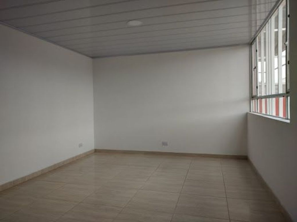 Casa de 9 alcobas en venta en Quiroga, Bogotá, 136 m² · foto 17 de 20
