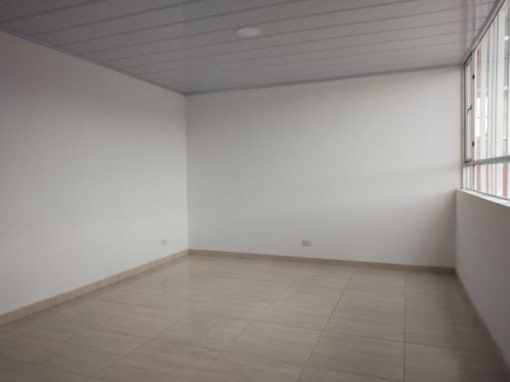 Casa de 9 alcobas en venta en Quiroga, Bogotá, 136 m² · foto 18 de 20