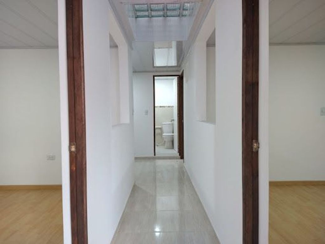 Casa de 9 alcobas en venta en Quiroga, Bogotá, 136 m² · foto 8 de 20
