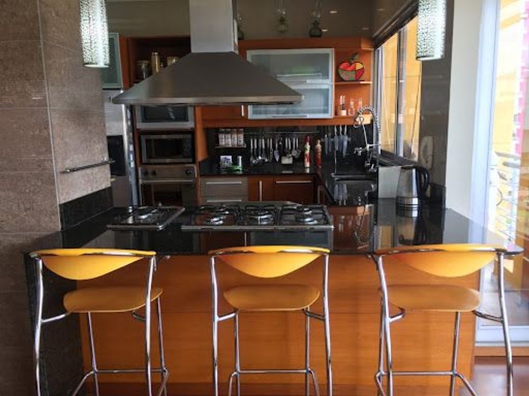 Apartamento de 3 alcobas en venta en Colina Campestre, Bogotá, 216 m² · foto 9 de 19