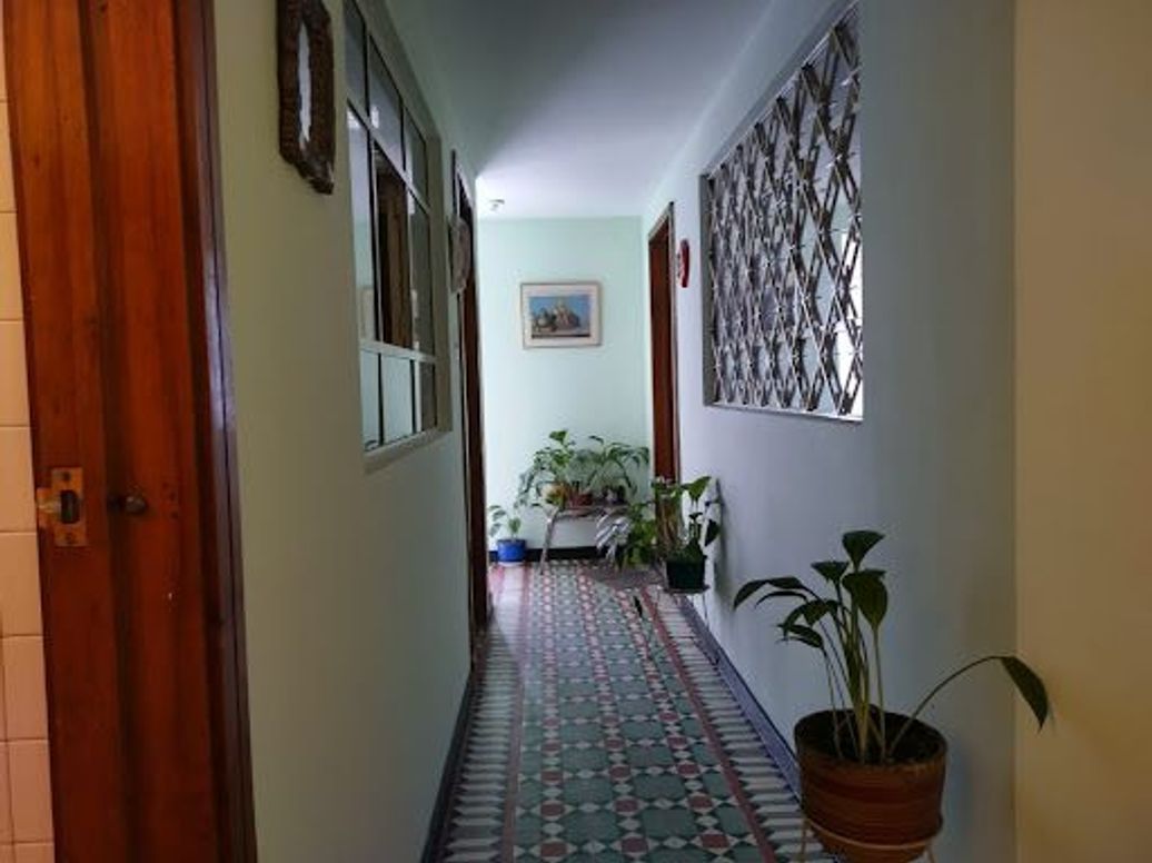 Casa de 6 alcobas en venta en Santa Rita, Bogotá, 250 m² · foto 2 de 16