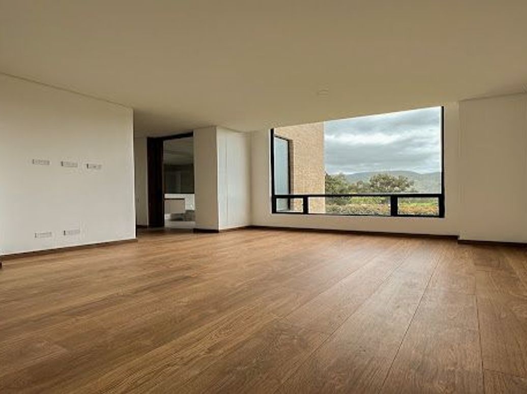 Apartamento de 1 alcoba en venta en Guaymaral, Bogotá, 61 m² · foto 2 de 19