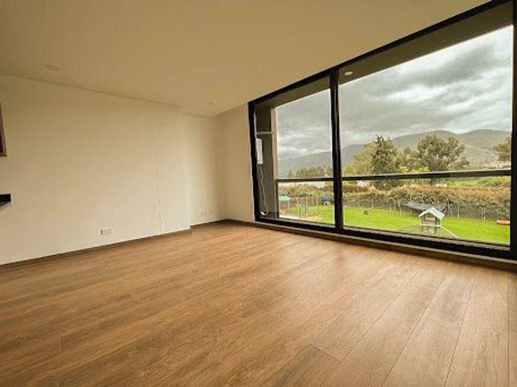Apartamento de 1 alcoba en venta en Guaymaral, Bogotá, 61 m² · foto 4 de 19