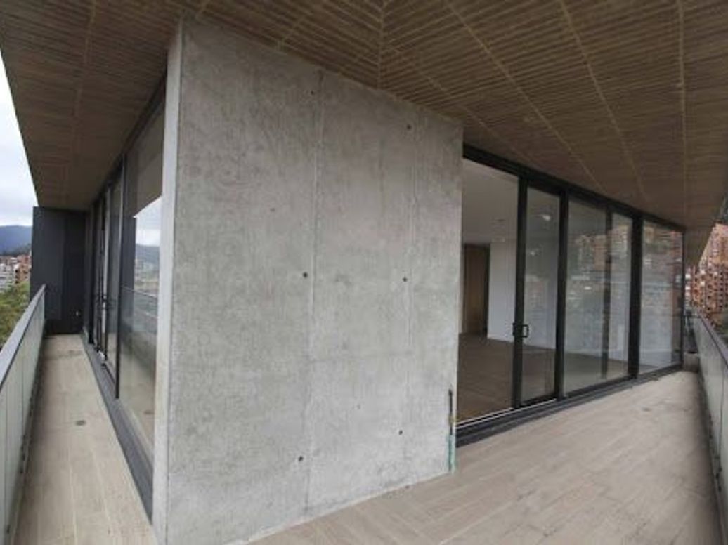 Apartamento de 3 alcobas en venta en La Cabrera, Bogotá, 242 m² · foto 6 de 20
